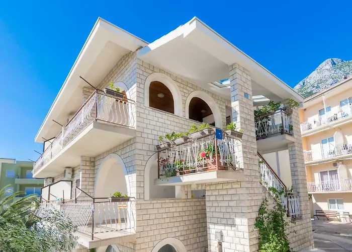 Apartment Holiday Apartman