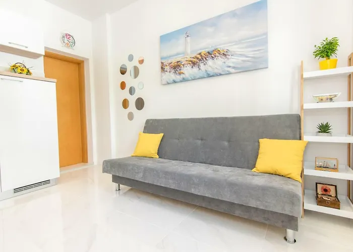 Apartment Holiday * Makarska